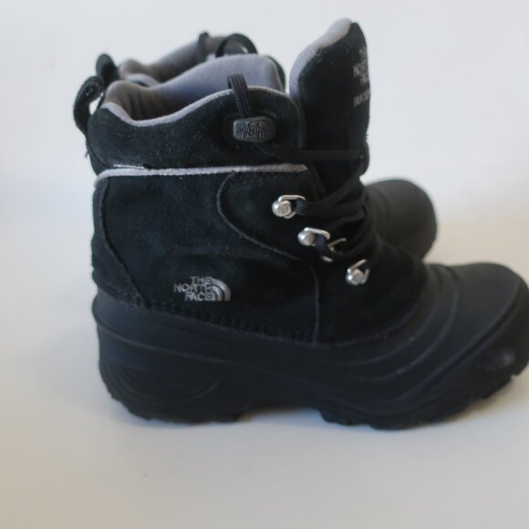 Boys The North Face Chilkat Lace II Waterproof Black Suede/Rubber Boots 4 - Picture 9 of 11